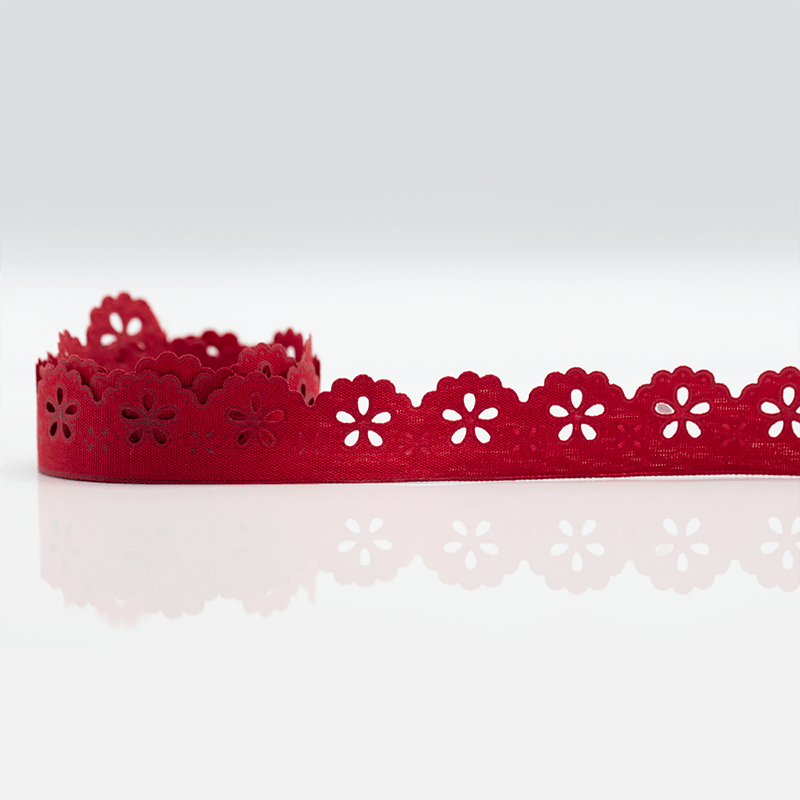BORDADO-MARILDA-01-1M-309-VERMELHO