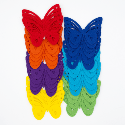 70 BORBOLETAS VAZADAS ARCO IRIS 5CM