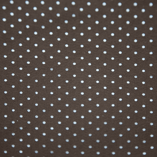 Feltro Estampado Laminado Santa Fé Coleção Alegria Poá Prata com Fundo Marrom 45 x 45 cm - Ref. 50000072